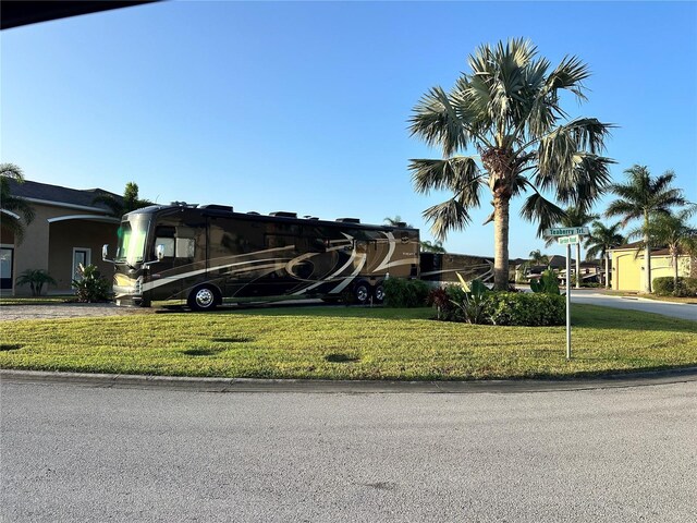 623 Gordon Rd, Polk City, FL 33868