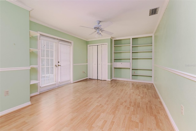 3906 Canyon Lake Pt, Lakeland, FL 33813 - interior space with baseboards, crown molding, visible vents, and wood finished floors