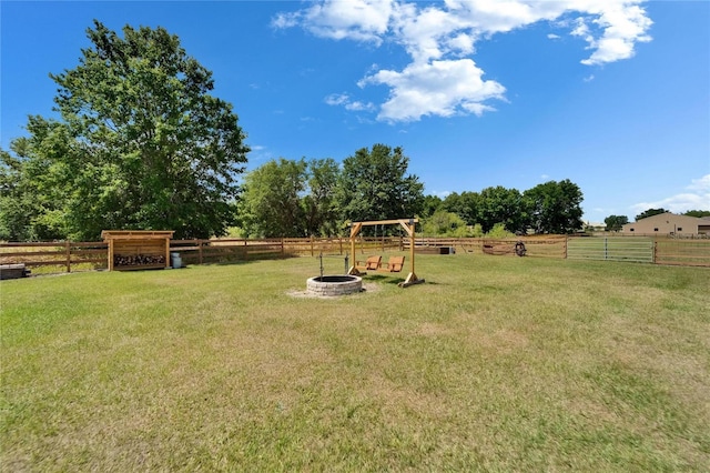 9004 Selph Rd, Lakeland, FL 33810 - view of yard with fence and a fire pit