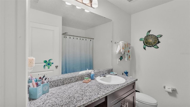 613 Sarner Pass Way, Winter Haven, FL 33881 - bathroom with vanity and curtained shower