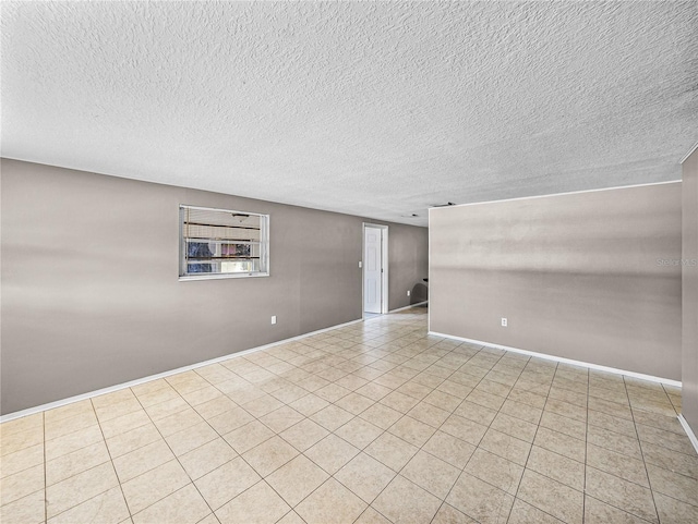 1720 Kendrick Ln, Lakeland, FL 33805 - unfurnished room featuring a textured ceiling and baseboards