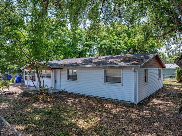 1720 Kendrick Ln, Lakeland, FL 33805 - exterior space featuring a shingled roof