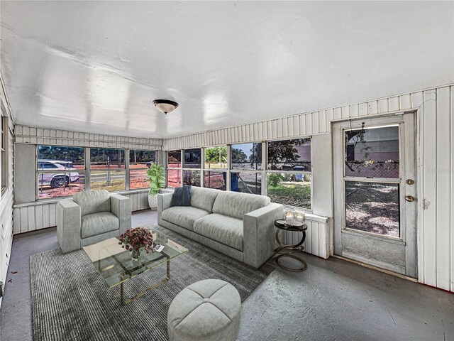 1720 Kendrick Ln, Lakeland, FL 33805 - sunroom with an outdoor hangout area and concrete floors