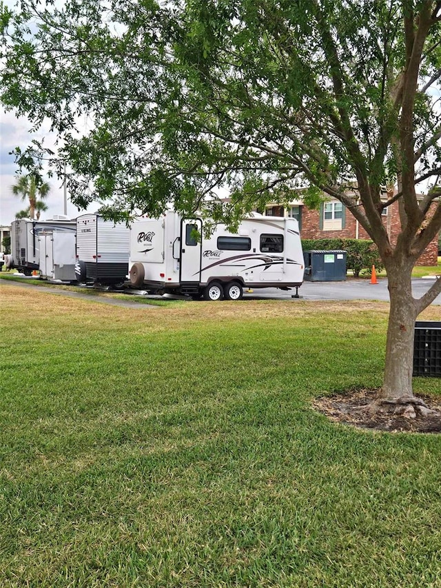 view of grassy yard