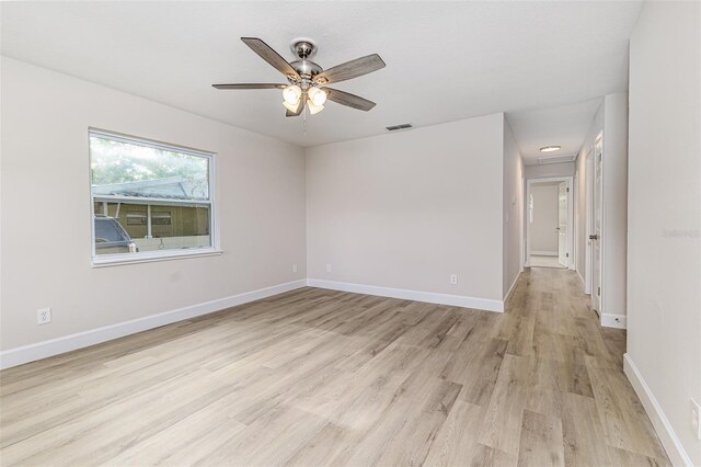 607 Young Pl, Lakeland, FL 33803 - photo 3