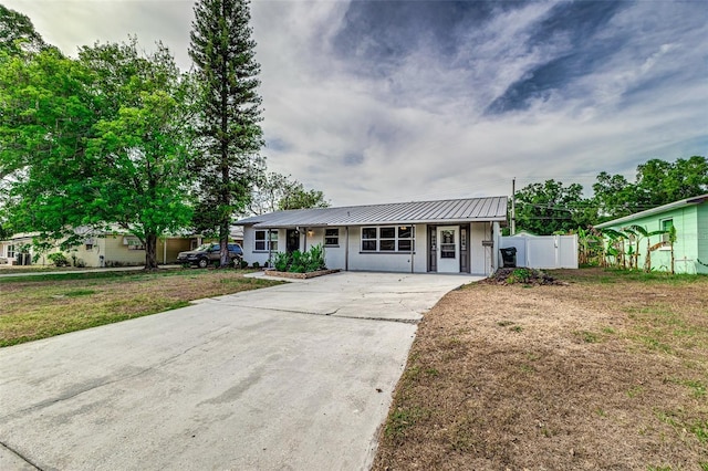 607 Young Pl, Lakeland, FL 33803 - photo 26