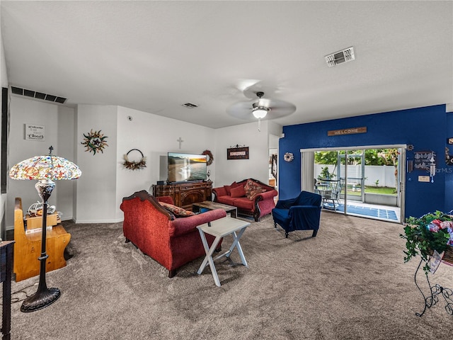 2033 Normandy Heights Dr, Winter Haven, FL 33880 - carpeted living room featuring ceiling fan