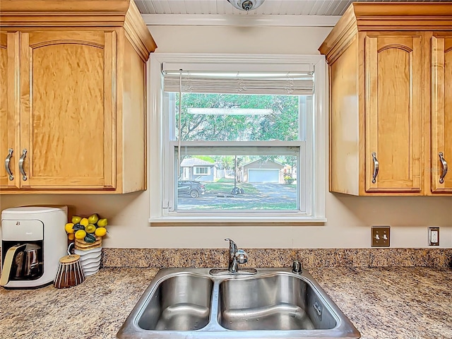 737 Kensington St, Lakeland, FL 33803 - kitchen featuring a sink