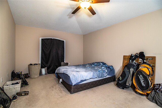 bedroom featuring carpet and a ceiling fan