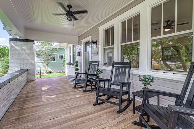 746 Mississippi Ave, Lakeland, FL 33801 - wooden terrace featuring ceiling fan and a porch