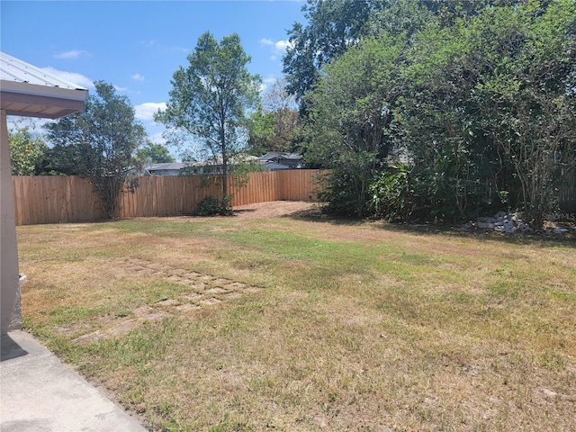 view of yard featuring fence