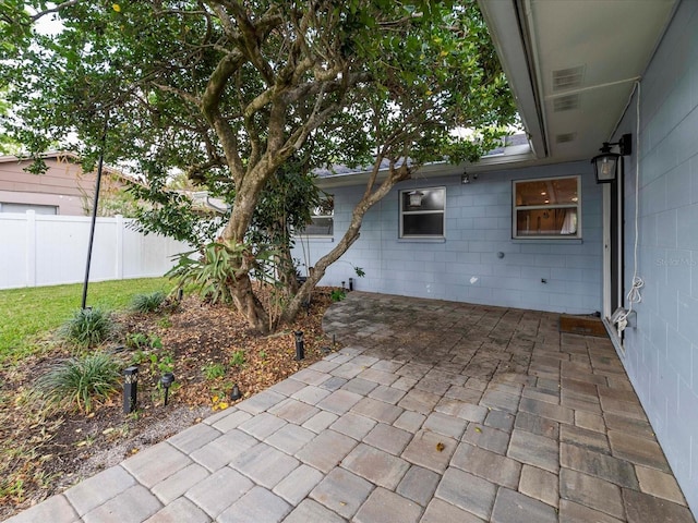 502 Duchess Dr, Lakeland, FL 33803 - view of patio / terrace featuring fence