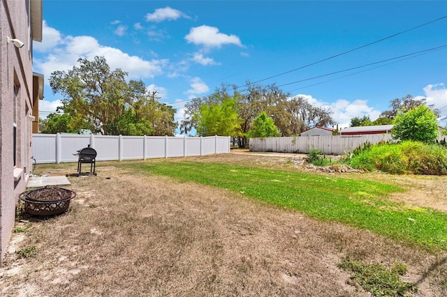 11 W Bay St, Davenport, FL 33837 - view of yard