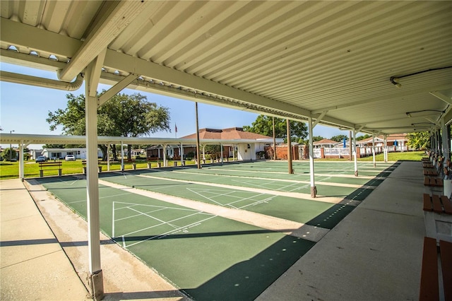 4976 Pleasant Hollow Trl, Lakeland, FL 33811 - surrounding community featuring shuffleboard