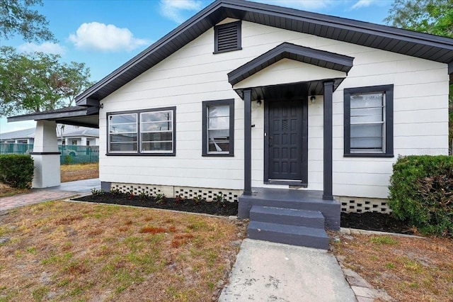 bungalow-style house with crawl space