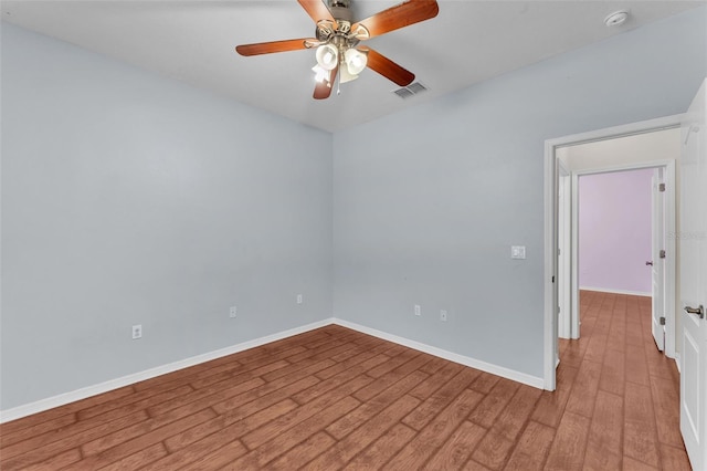 3592 Prescott Loop, Lakeland, FL 33810 - spare room with light wood-style floors, a ceiling fan, baseboards, and visible vents