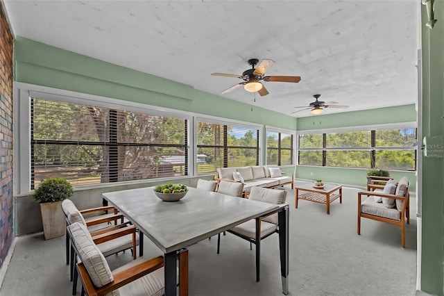 3441 Sherertz Rd, Lakeland, FL 33810 - sunroom / solarium featuring outdoor lounge area and a ceiling fan