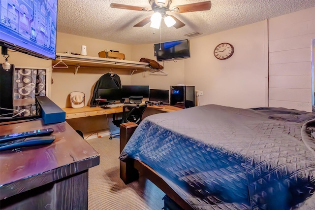 1061 Lowry Ave, Lakeland, FL 33801 - bedroom with carpet, a textured ceiling, visible vents, and ceiling fan