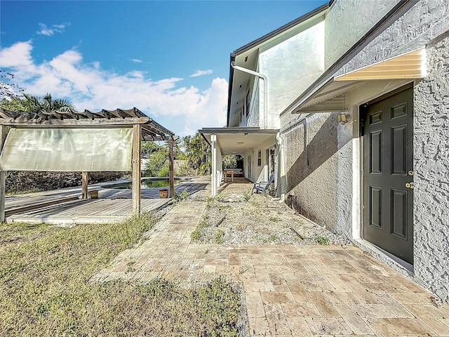 view of yard with a patio