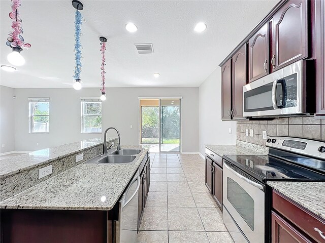 1401 Parker Den Dr, Ruskin, FL 33570 - photo 18