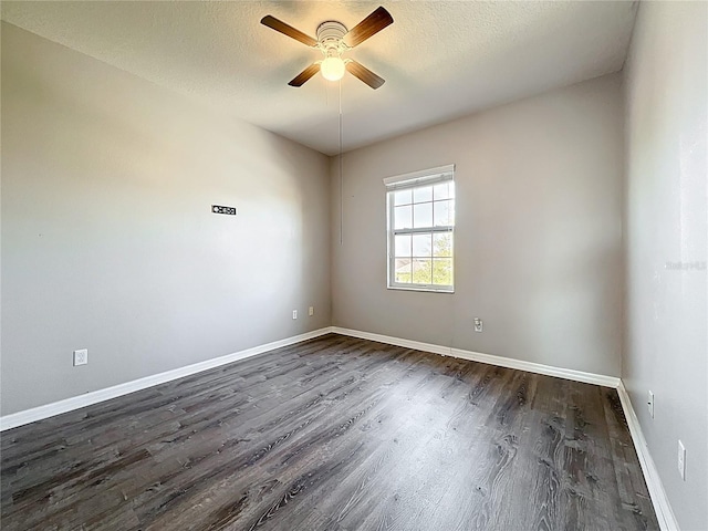 1401 Parker Den Dr, Ruskin, FL 33570 - photo 29