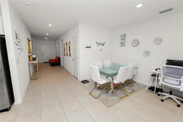 2039 Rosewood Cir, Lakeland, FL 33810 - dining area with recessed lighting, light tile patterned flooring, and baseboards