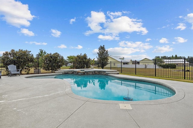 8909 N Campbell Rd, Lakeland, FL 33810 - view of swimming pool with a fenced backyard, a patio area, and a pool with connected hot tub