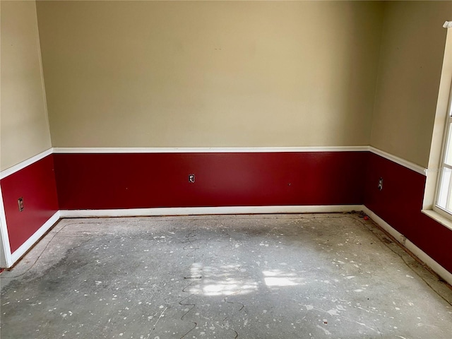 4038 Lehman Ln, Lakeland, FL 33813 - unfurnished room featuring baseboards