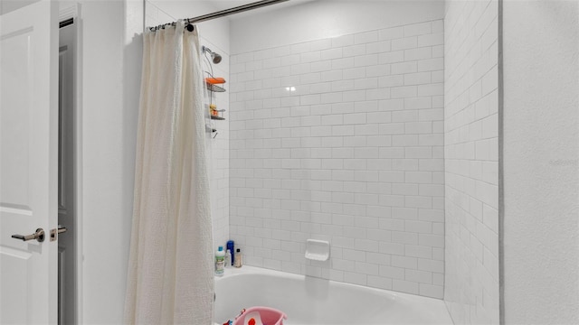 2991 Flying Blackbird Rd, Bartow, FL 33830 - bathroom with shower / tub combo