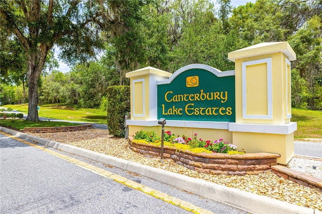 3798 N Chandler Dr, Hernando, FL 34442 - community / neighborhood sign with view of wooded area