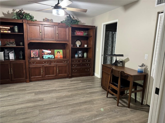 135 Wild Palm Dr, Bradenton, FL 34210 - office space with ceiling fan and light wood finished floors
