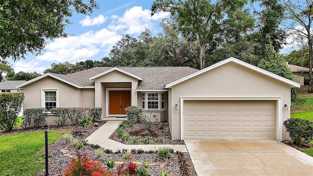 305 Woods Landing Dr, Lady Lake, FL 32159 - photo 1