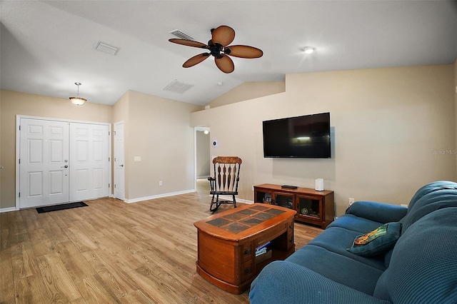 305 Woods Landing Dr, Lady Lake, FL 32159 - photo 18