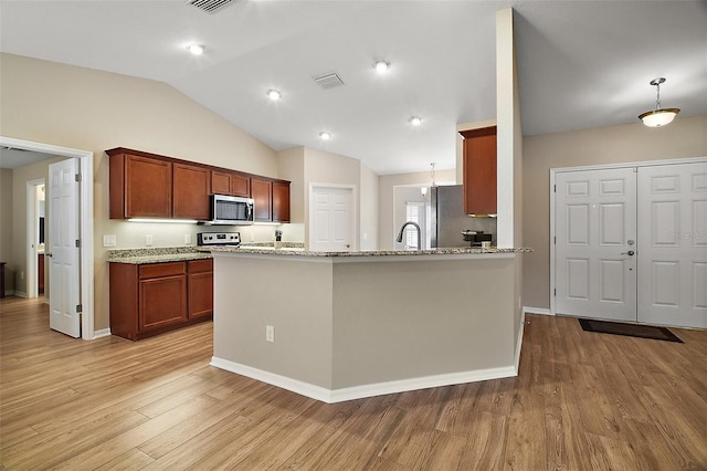 305 Woods Landing Dr, Lady Lake, FL 32159 - photo 20
