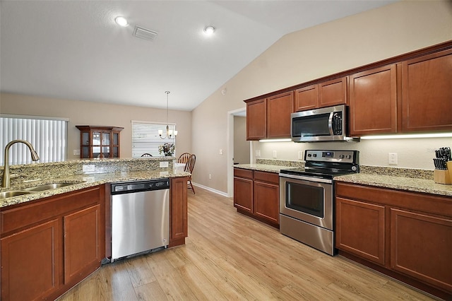 305 Woods Landing Dr, Lady Lake, FL 32159 - photo 23