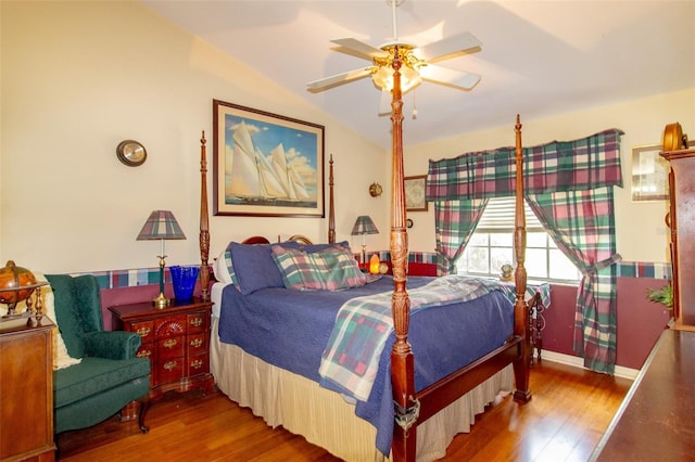 330 W Palmetto St, Lakeland, FL 33815 - bedroom featuring wood finished floors, lofted ceiling, and a ceiling fan