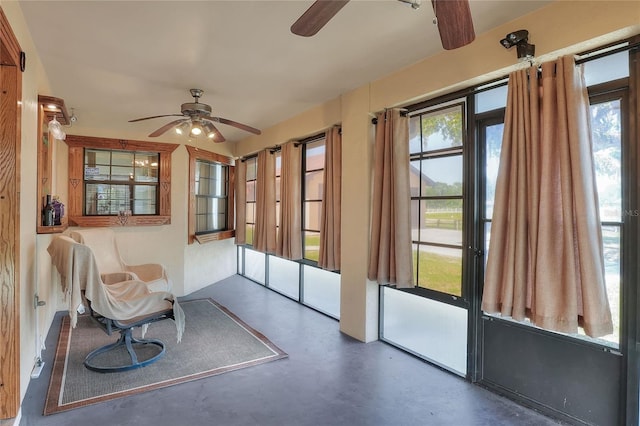4404 Musket Dr, Lakeland, FL 33810 - unfurnished sunroom featuring concrete flooring