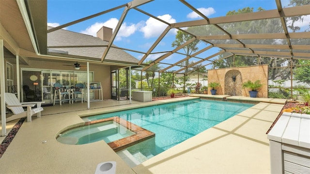 2912 Aston Ave, Plant City, FL 33566 - view of swimming pool with a patio area, a pool with connected hot tub, ceiling fan, and glass enclosure