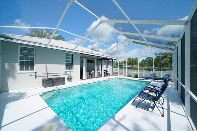 8760 Plantation Ridge Blvd, Lakeland, FL 33809 - view of swimming pool featuring a patio