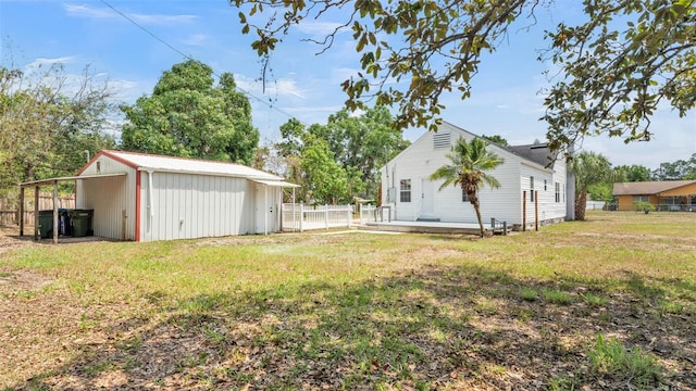 725 Ave B SW, Winter Haven, FL 33880 - view of yard with an outdoor structure and an outbuilding