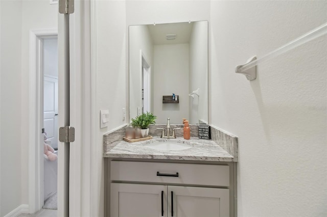 15354 Sweet Springs Bnd, Odessa, FL 33556 - bathroom featuring vanity