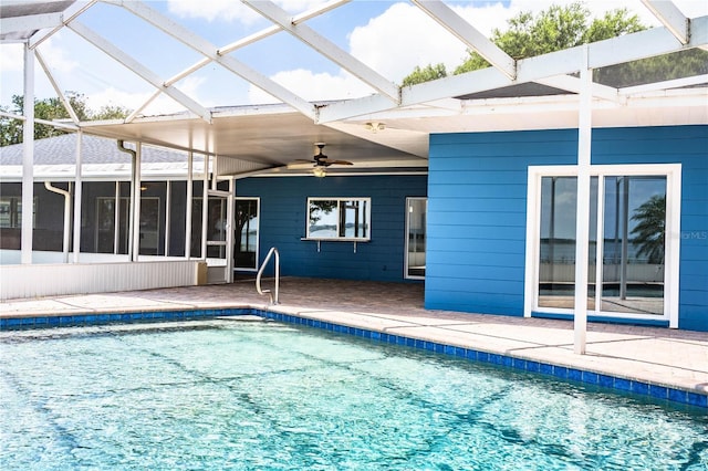 1328 Edgewater Beach Dr, Lakeland, FL 33805 - outdoor pool featuring a patio area, a ceiling fan, a sunroom, and a lanai