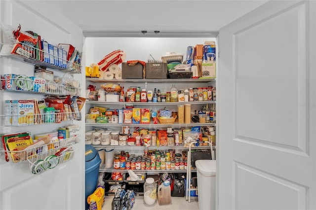 280 Pershing St, Bartow, FL 33830 - view of pantry
