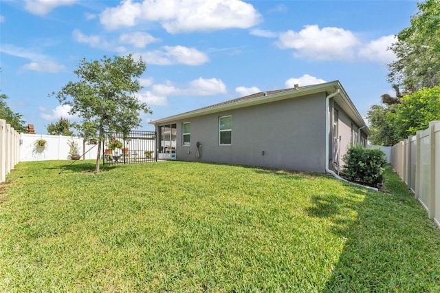 280 Pershing St, Bartow, FL 33830 - rear view of property with stucco siding