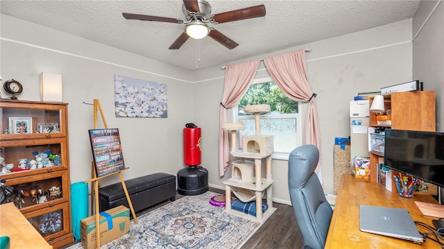 417 Yolonda Ct, Lakeland, FL 33809 - office space with a ceiling fan, wood finished floors, a textured ceiling, and baseboards