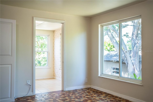 2710 Fairmount Ave, Lakeland, FL 33803 - empty room with baseboards