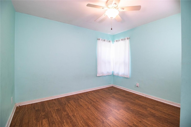 2710 Fairmount Ave, Lakeland, FL 33803 - spare room with dark wood-type flooring, baseboards, and a ceiling fan