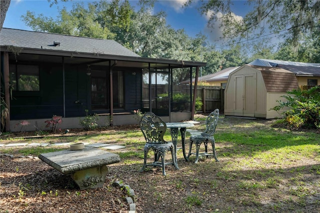 1920 Indian Trails Ct, Lakeland, FL 33813 - view of yard with a sunroom