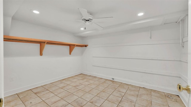 323 E Belvedere St, Lakeland, FL 33803 - spacious closet featuring a ceiling fan