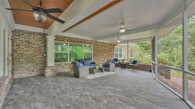323 E Belvedere St, Lakeland, FL 33803 - view of patio featuring ceiling fan and an outdoor hangout area